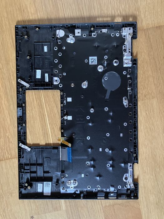 Dell 3390 Palmrest klawiatura GER qwertz uzywany