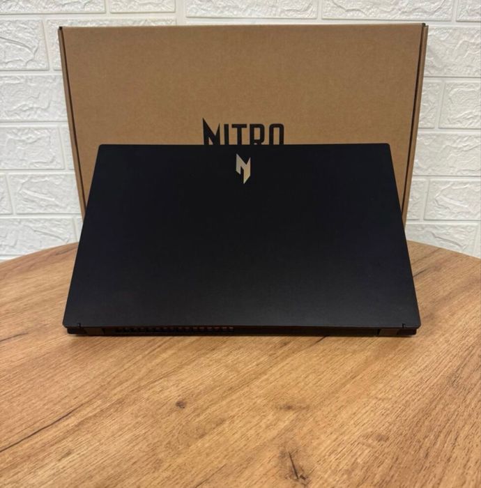 Ігровий ноутбук 2024 Acer Nitro Ryzen 5 7535HS/DDR5 32GB/RTX 3050 6GB