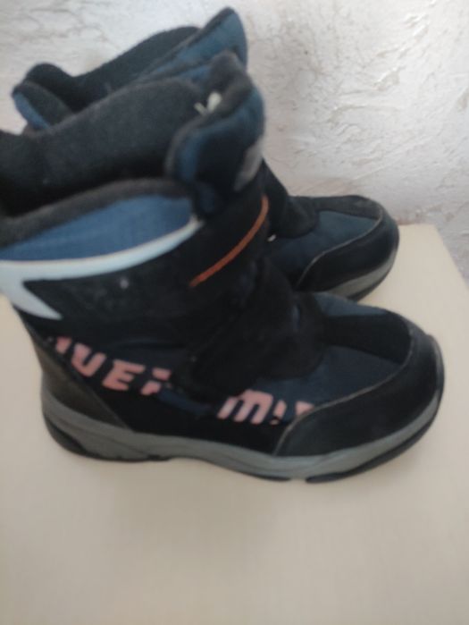 Продам зимові черевики на хлопчика