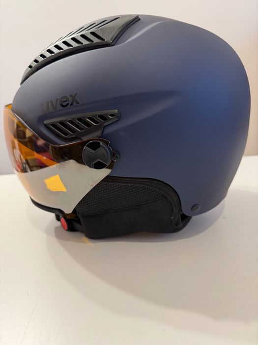 Kask Narciarski Uvex hlmt 600 visor Rozmiar 55-57 cm