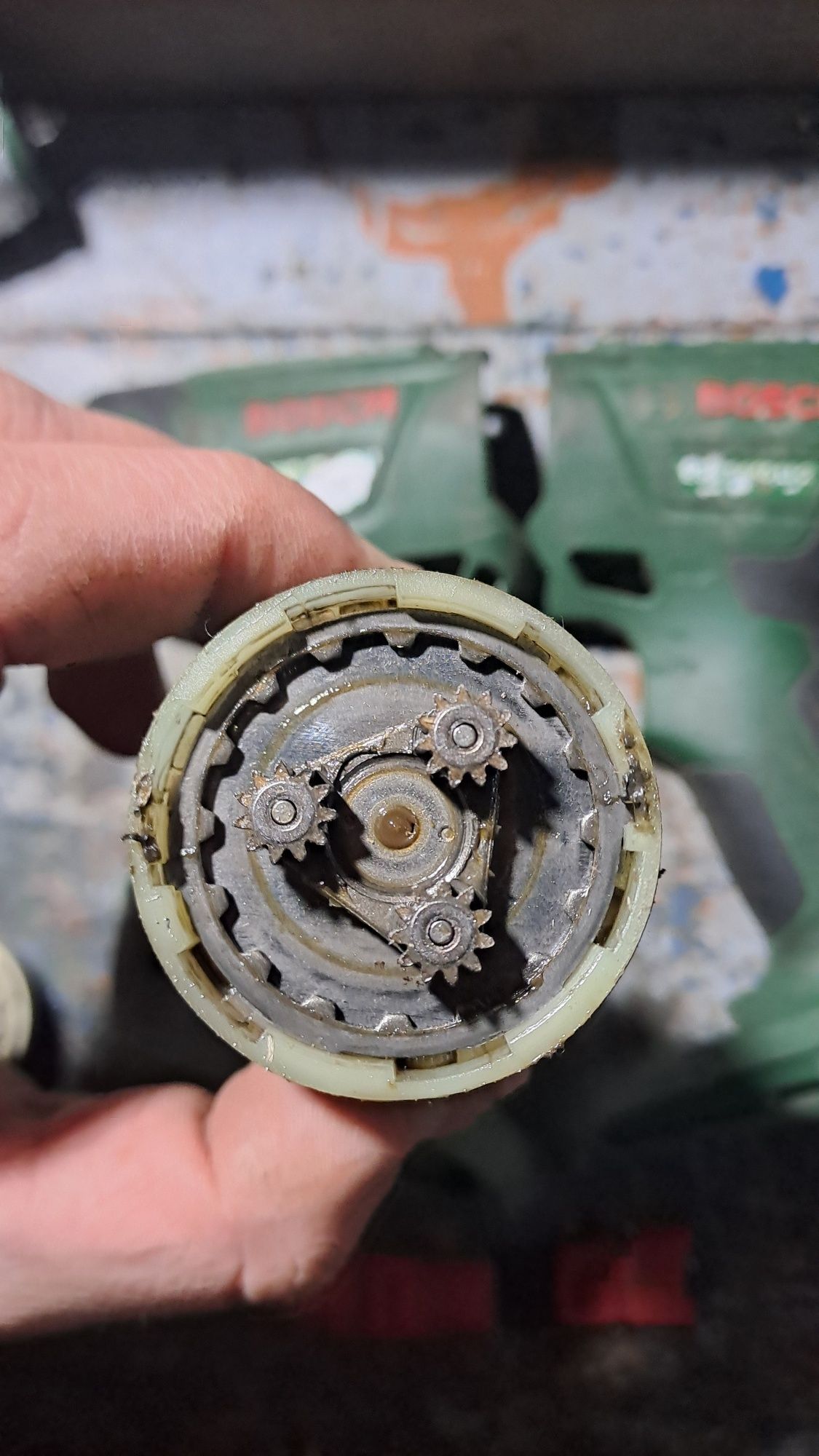 Шуруповерт Bosh psr бош 14.4v плата,кнопка,редуктор,моторчик,корпус