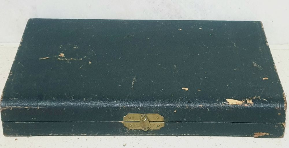 Conjunto de 13 antigas colheres de chá/sobremes em prata portuguesa