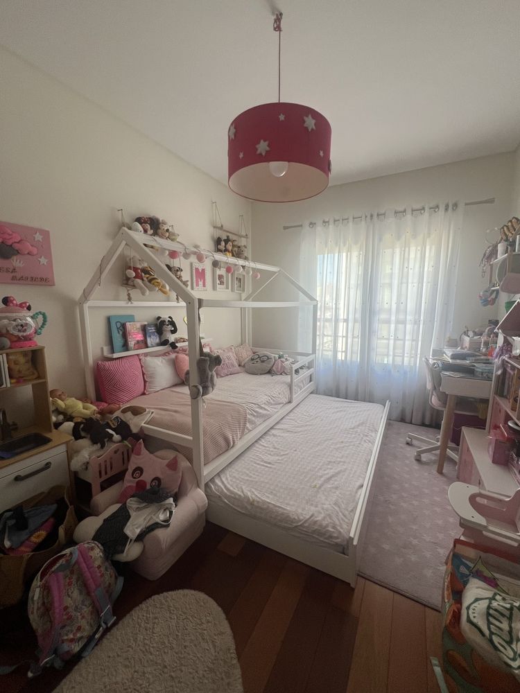 Cama dupla  com gaveta feita à mão