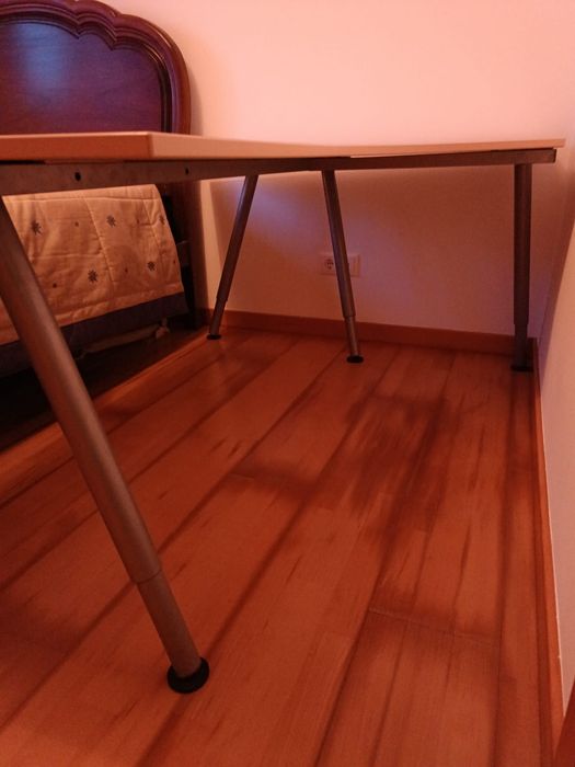 Secretaria de Canto ikea