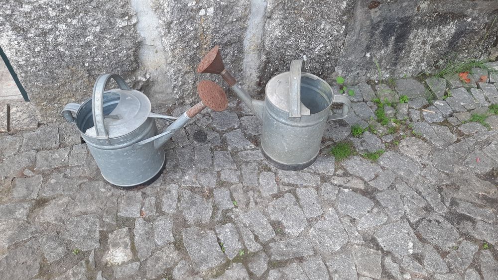 Regador em bom estado