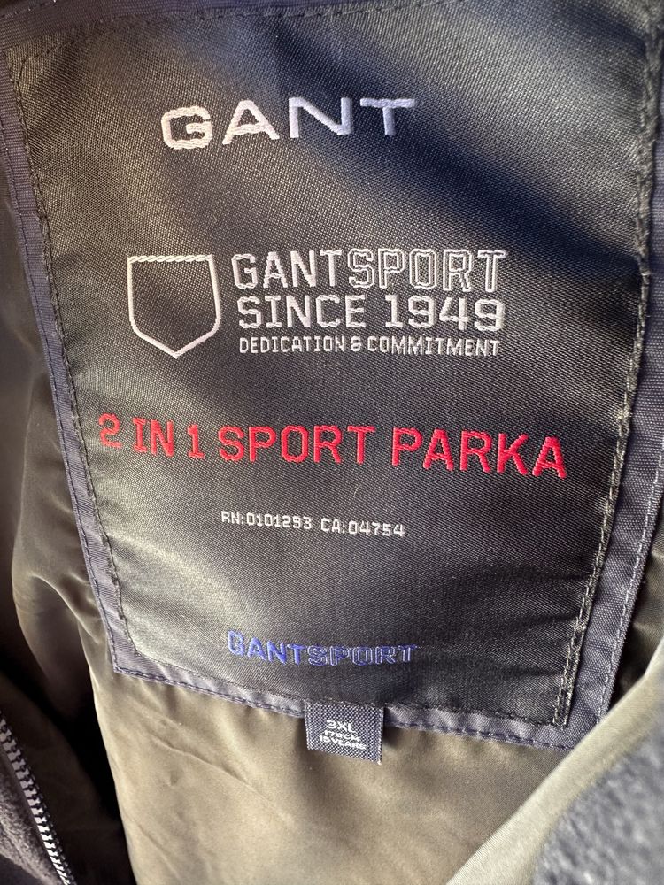 Casaco em azul escuro com impermeável - Parka da Gant