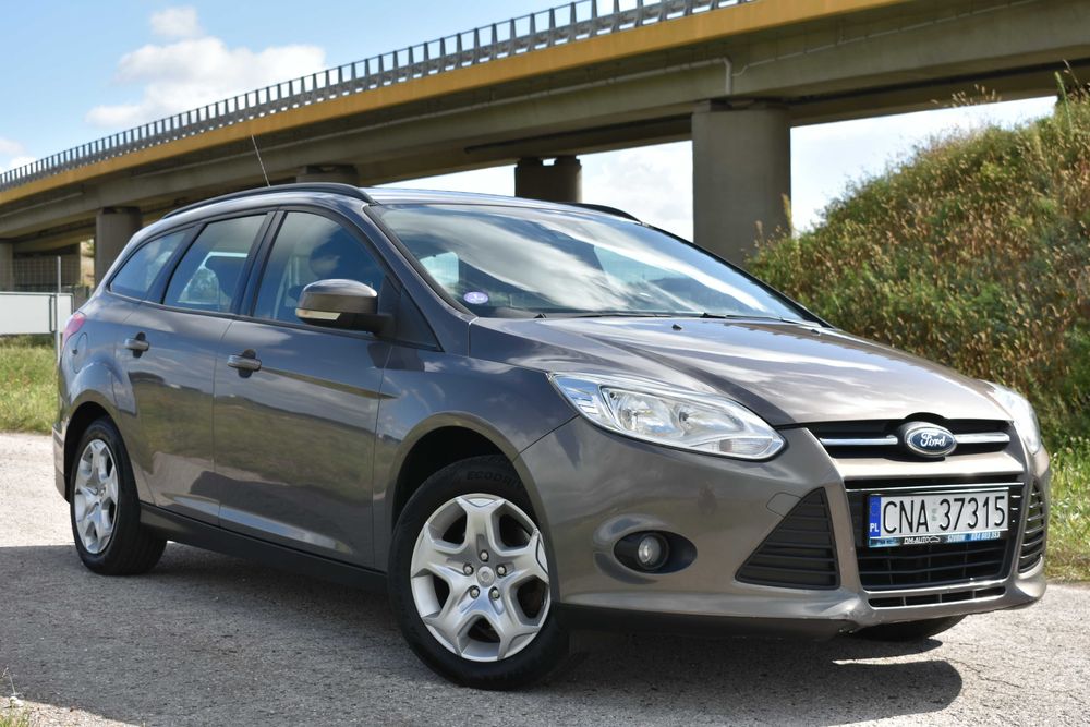 Ford FOCUS 1.6 16V 105KM Navi Klimatronik GrzaneFotele NOWY ROZRZĄD