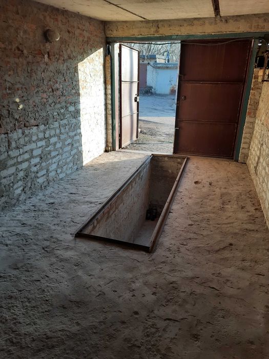 Гараж 3х6 м. Ворота: высота 2195 мм, ширина 2550 мм. АГК "Жигули"