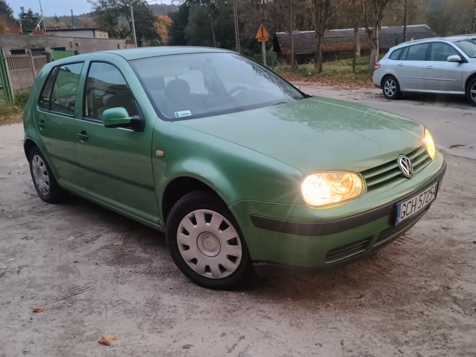 OC na rok VW Golf 4 1.6benz/Gaz 364t.km. Hak Klima