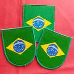 3 emblemas Brasil - 3 emblemas. Capa estudante. Futebol bandeira