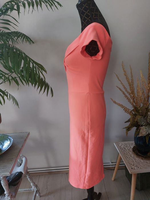 Pomarańczowa neonowa sukienka z efektownym dekoltem, River Island,r.40