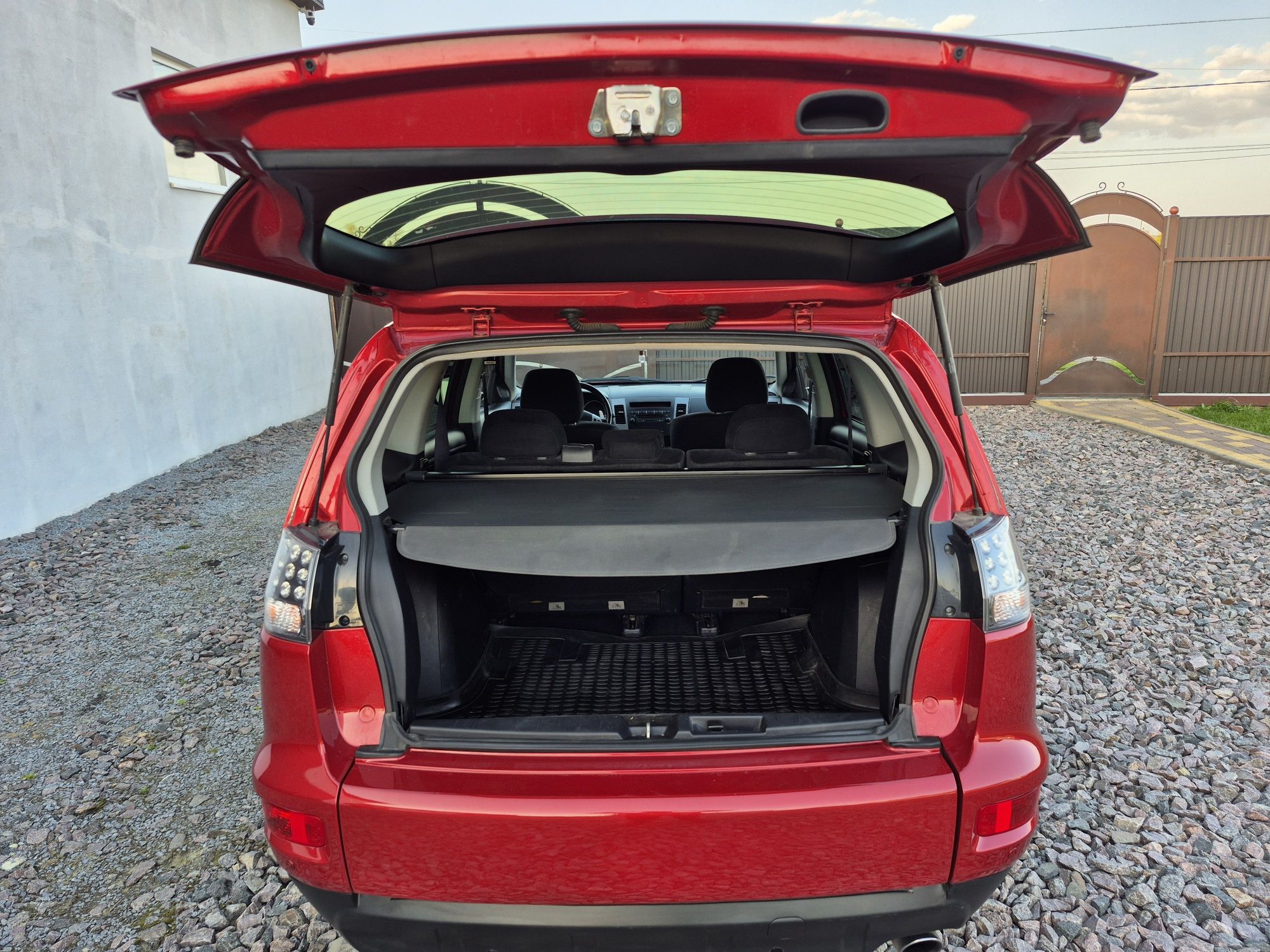 Mitsubisi outlander