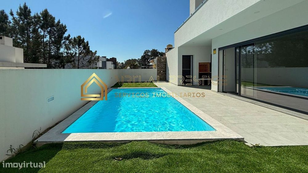 Moradia T4 Nova - 2 Suites - Piscina - Garagem - Valadares