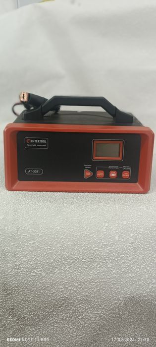 Продам зарядное устройство интертул  АТ-3021