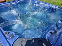 Jacuzzi ogrodowe - 37 dysz, 3 wodospady - domowe SPA w Twoim ogrodzie