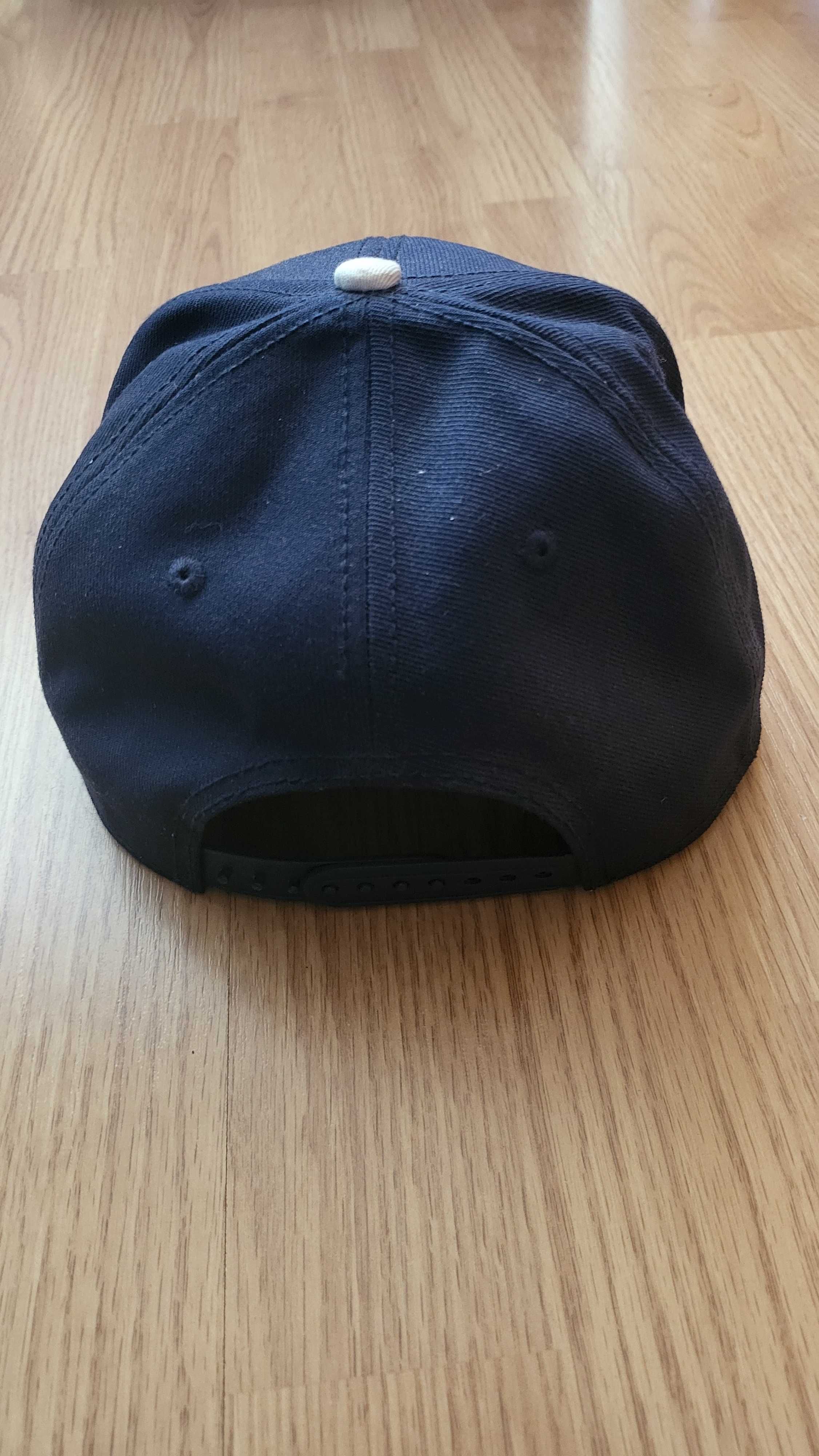 Czapka Cayler & Sons Snapback