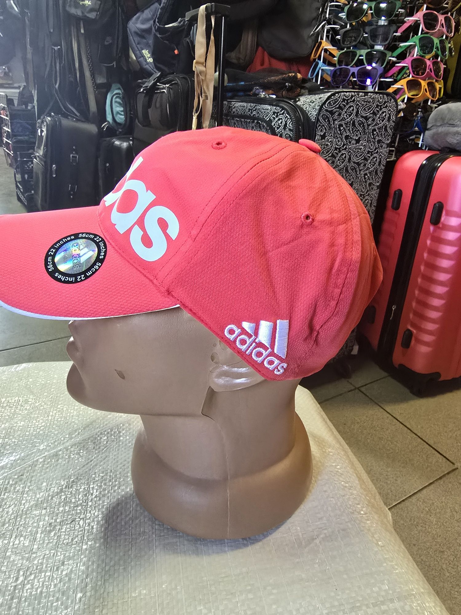 Кепка adidas SE CL Linear