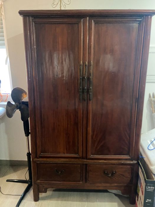 Móvel Chinês Vintage