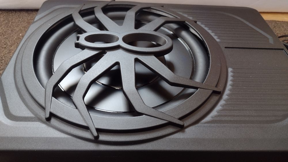Subwoofer aktywny pod fotel głośnik 25cm car audio RGB