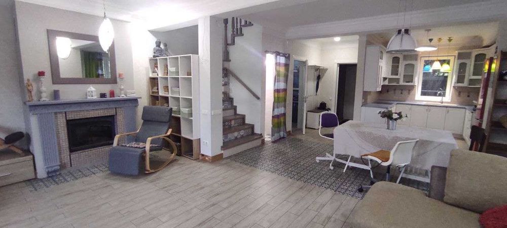 Продаж від власника. 2-поверховий дуплекс в с. Святопетрівське