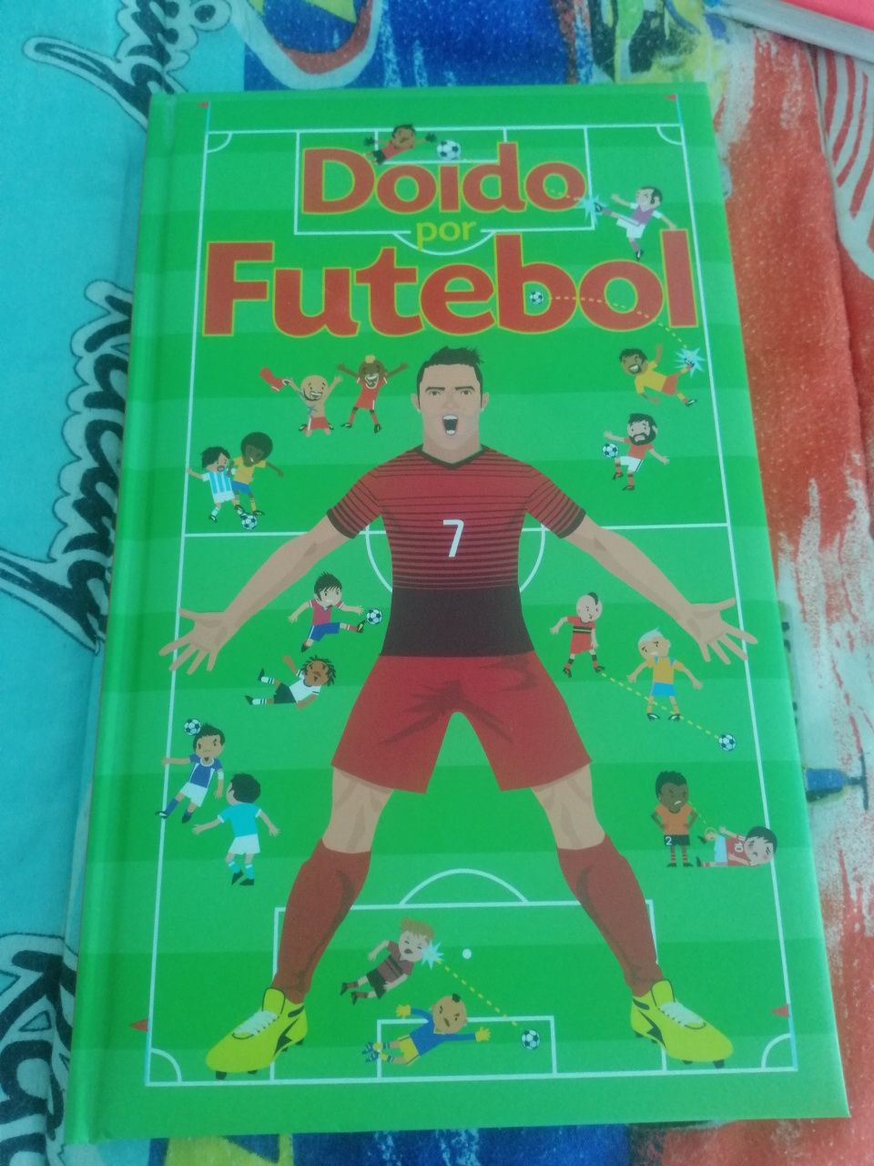 Livro "Doido por futebol"