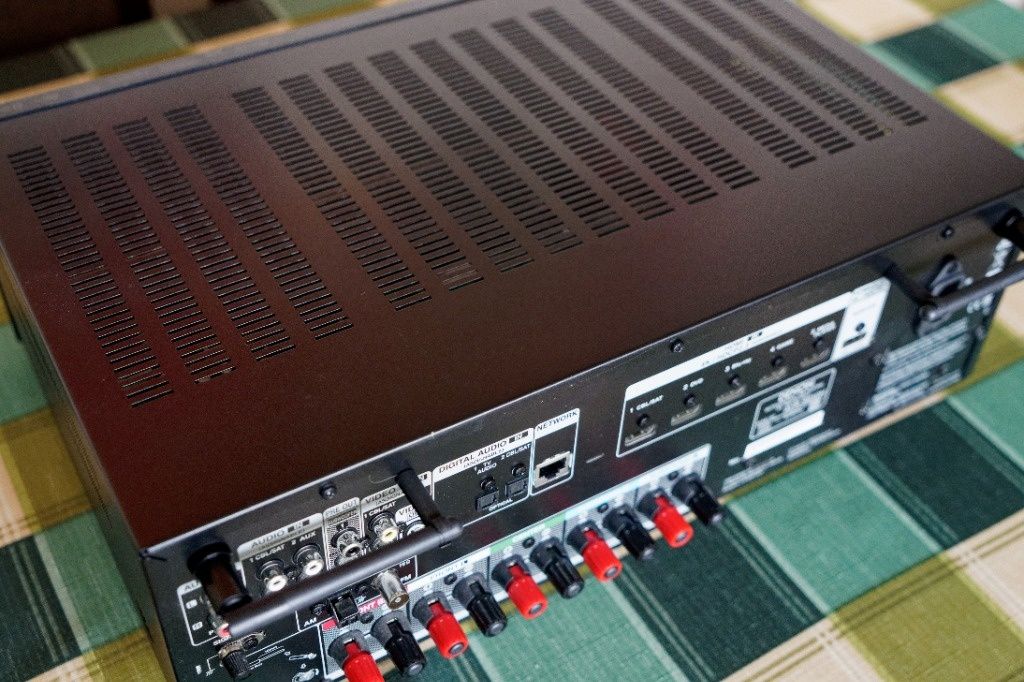 Amplituner Denon AVR-S650H
