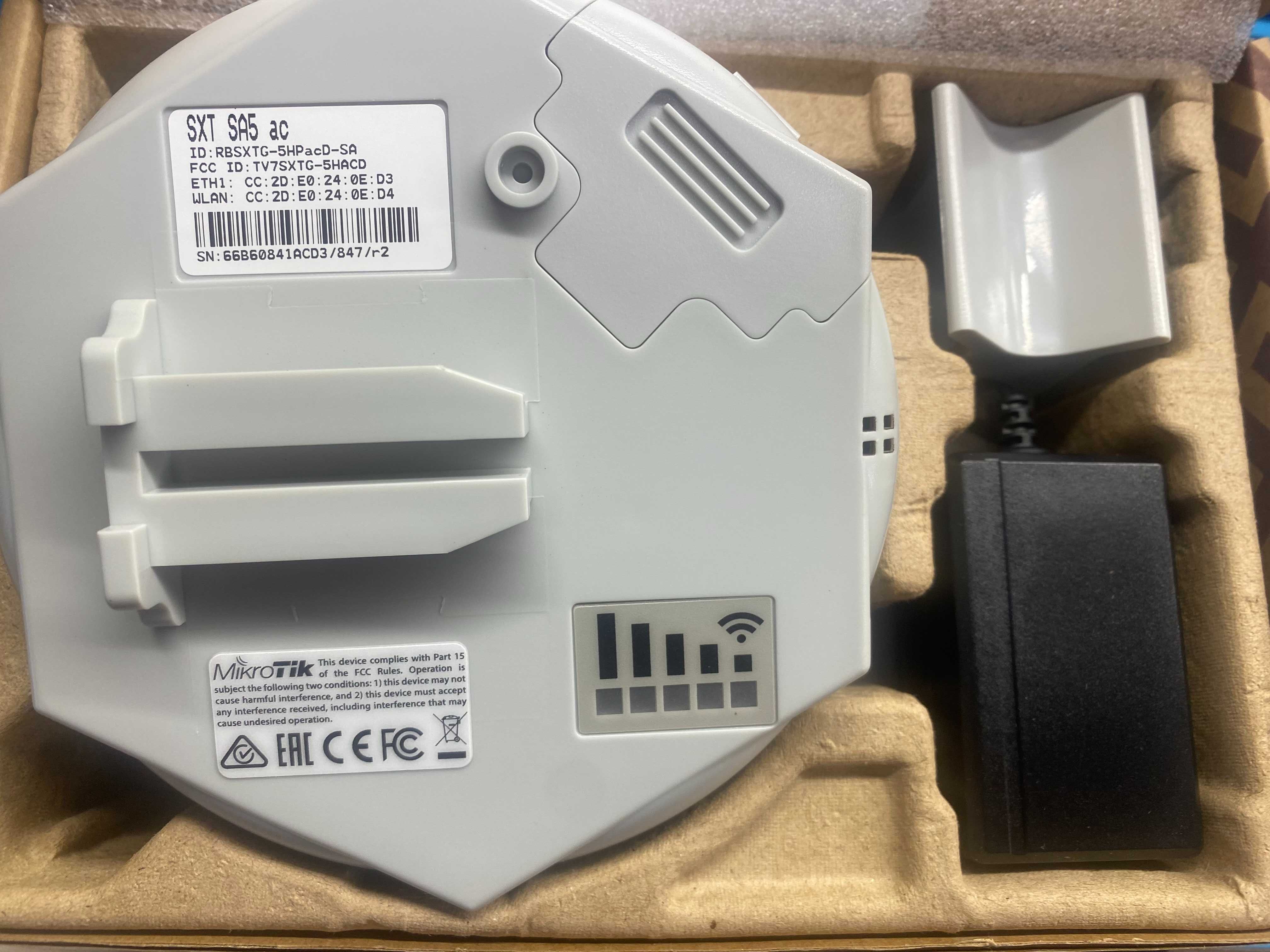 Точка доступу Mikrotik SXT SA5 ac (RBSXTG-5HPacD-SA)