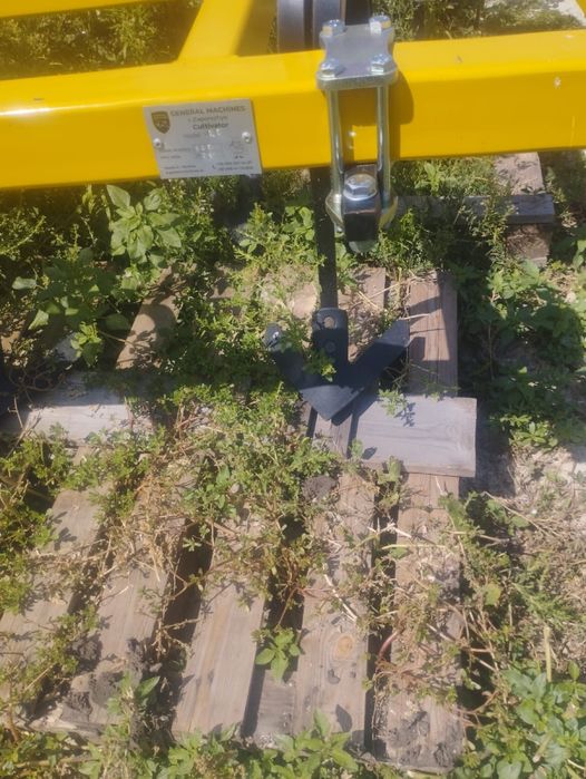 Продам культиватор ширина захвату 3:5 м