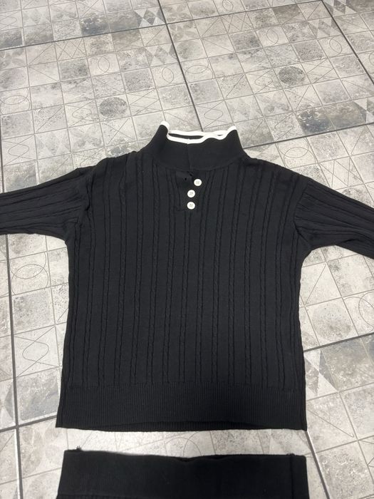 Жіночий костюм, s-m, новий