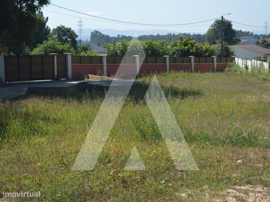 Terreno para construção de moradia em Gorgulhão - Recardães