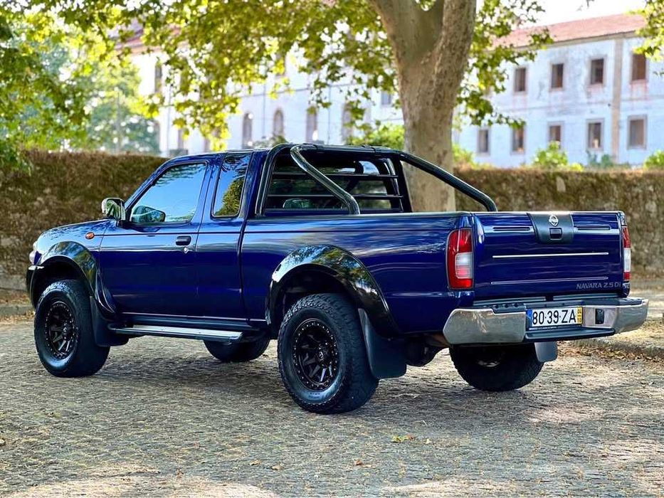 Nissan Navara D22