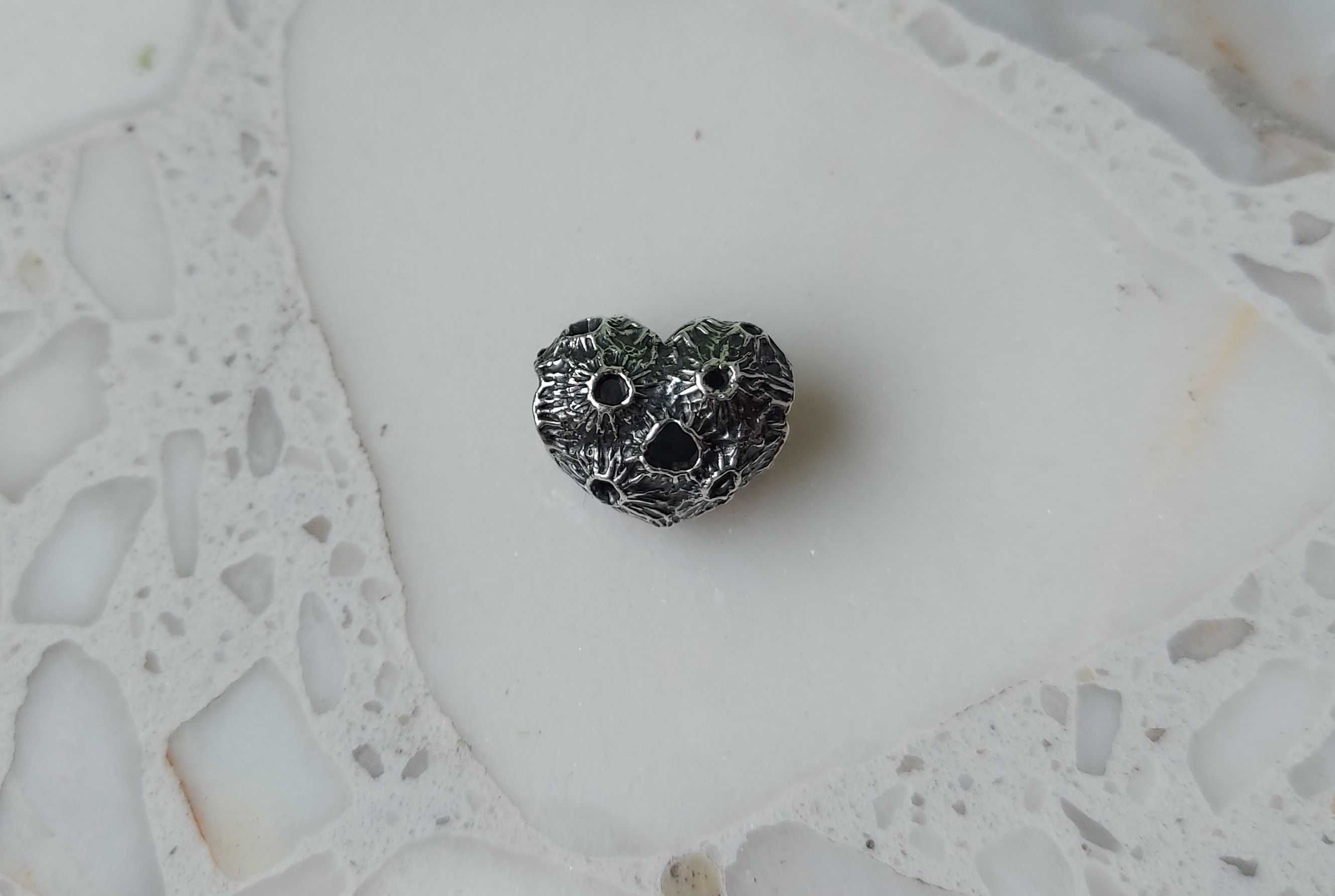 OHM Beads Luna Love Serce Księżyc Charms (Nowy)