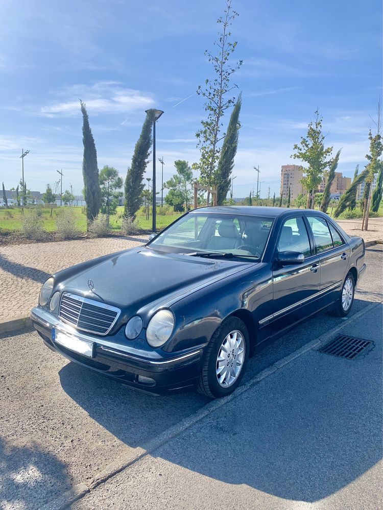 Mercedes E220 Versao Elegance