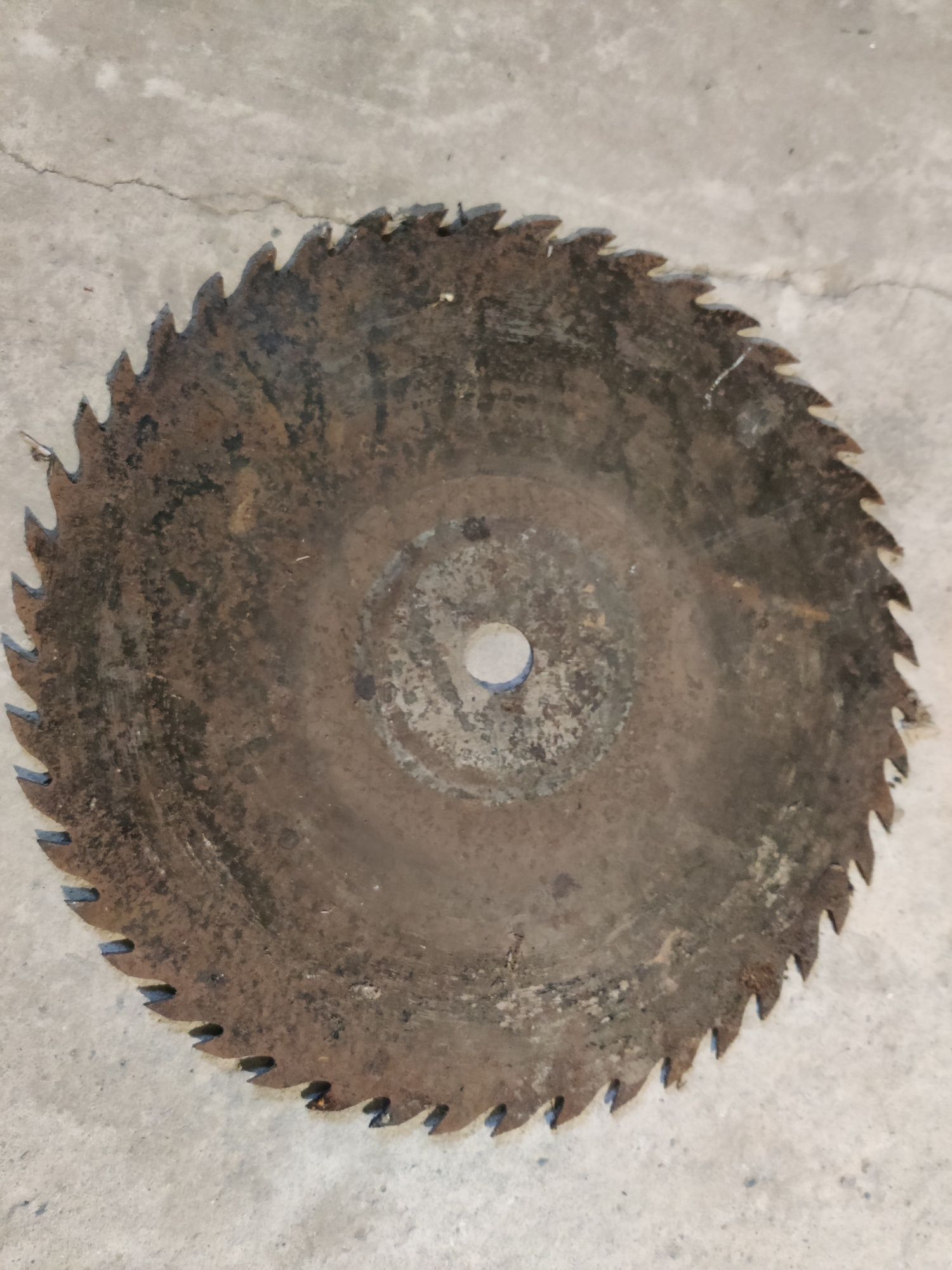 Tarcza do drewna, średnica 39 cm