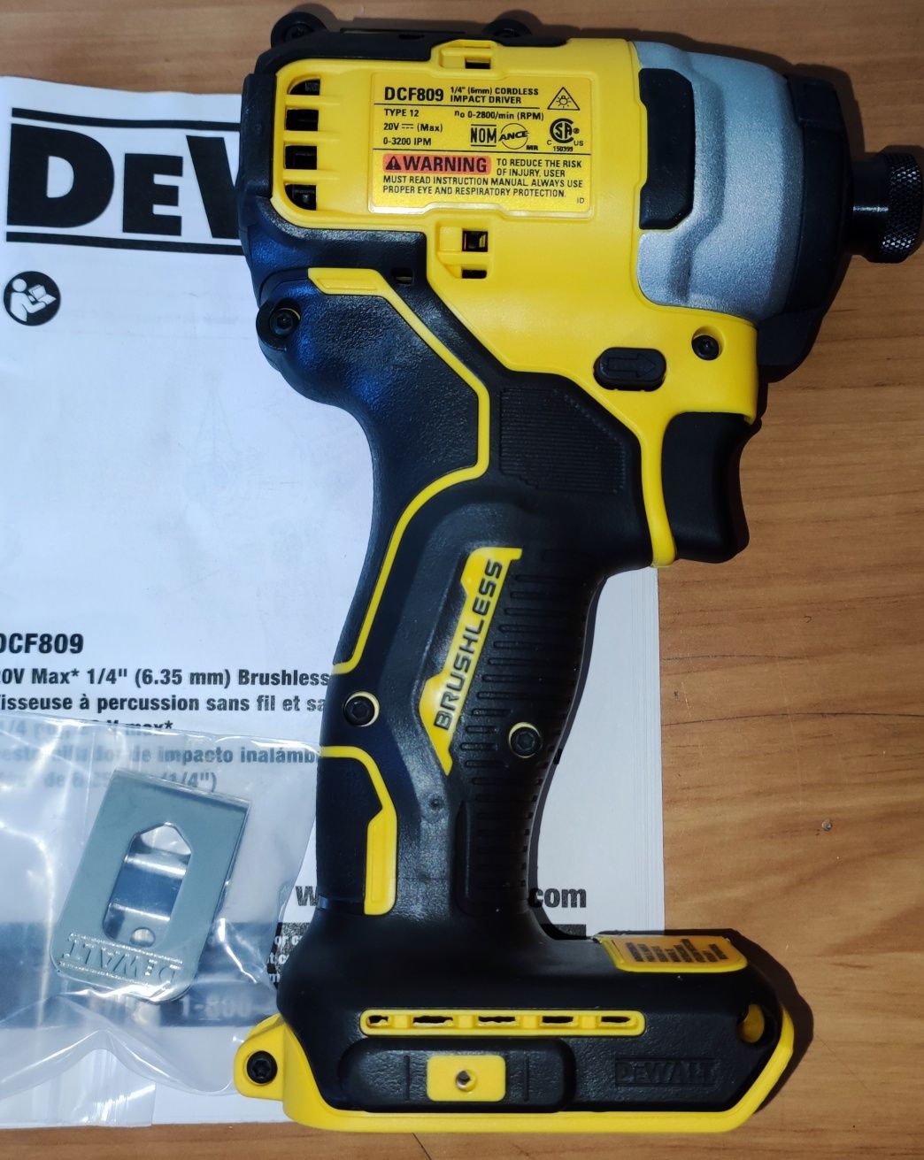 Dewalt dcf809 brushless 20v max