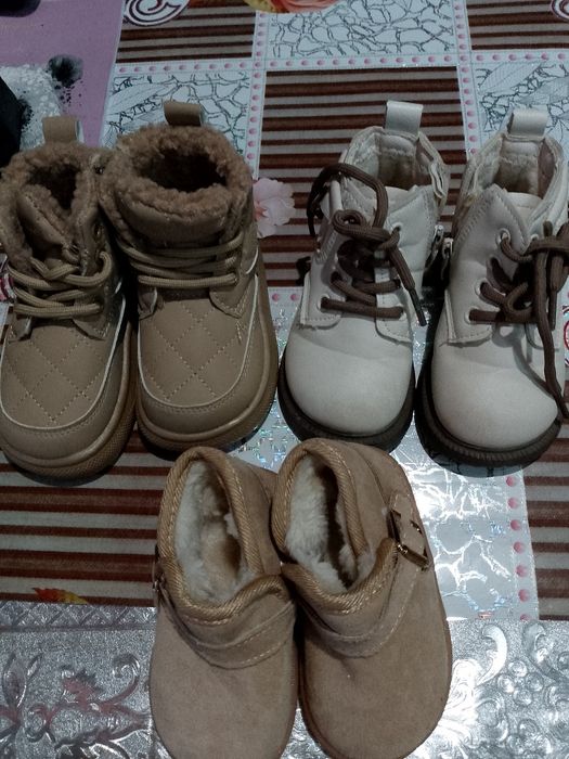 Взуття для дівчинки зима