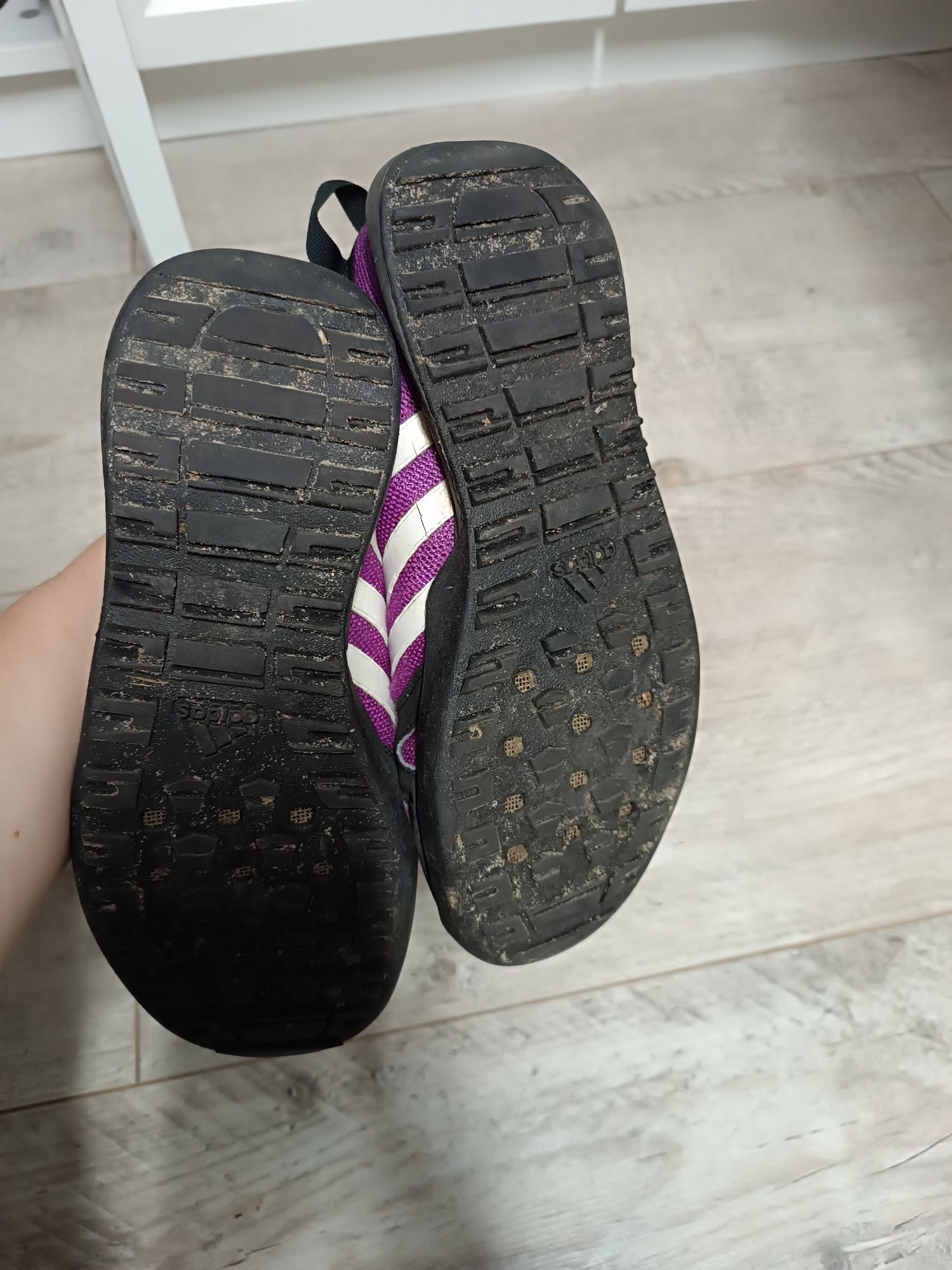 Buty damskie adidas fioletowe z siateczki 36 2/3
