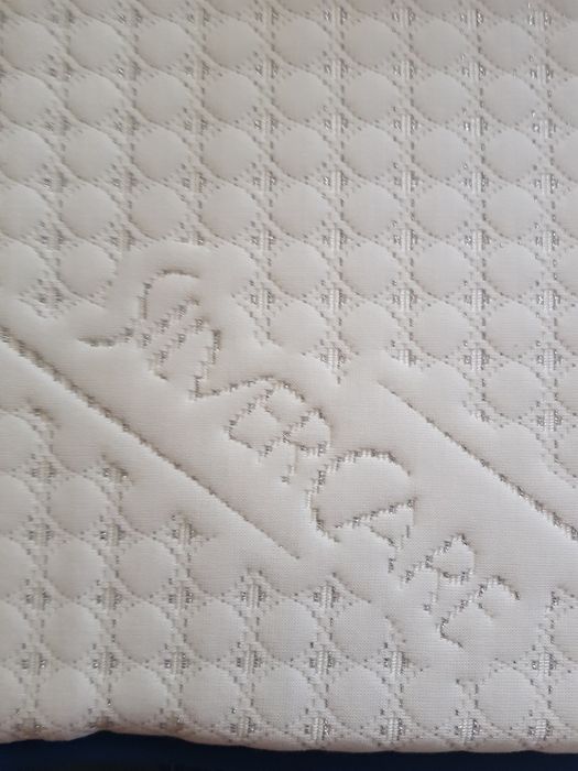 Materac zdrowotny 45 x 100 cm.