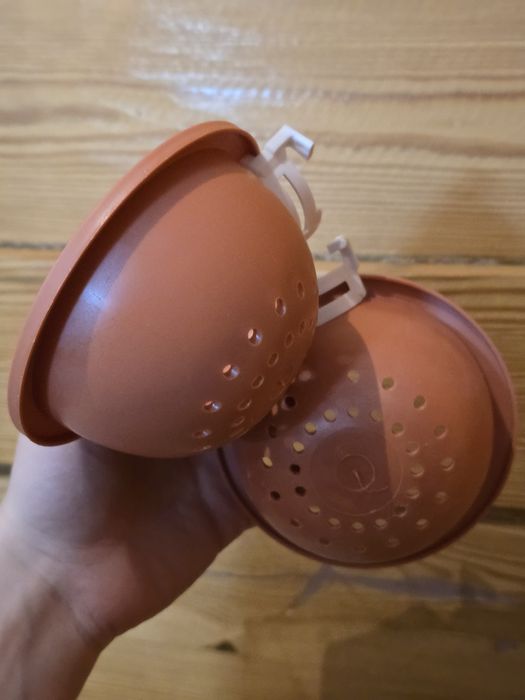 Gniazdko lęgowe/koszyczek na zielenine dla papug