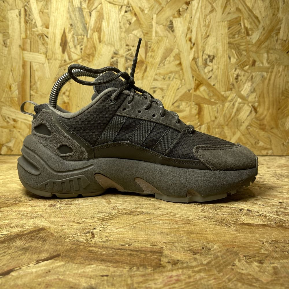 Жіночі кросівки Adidas ZX22 Originals HQ1562