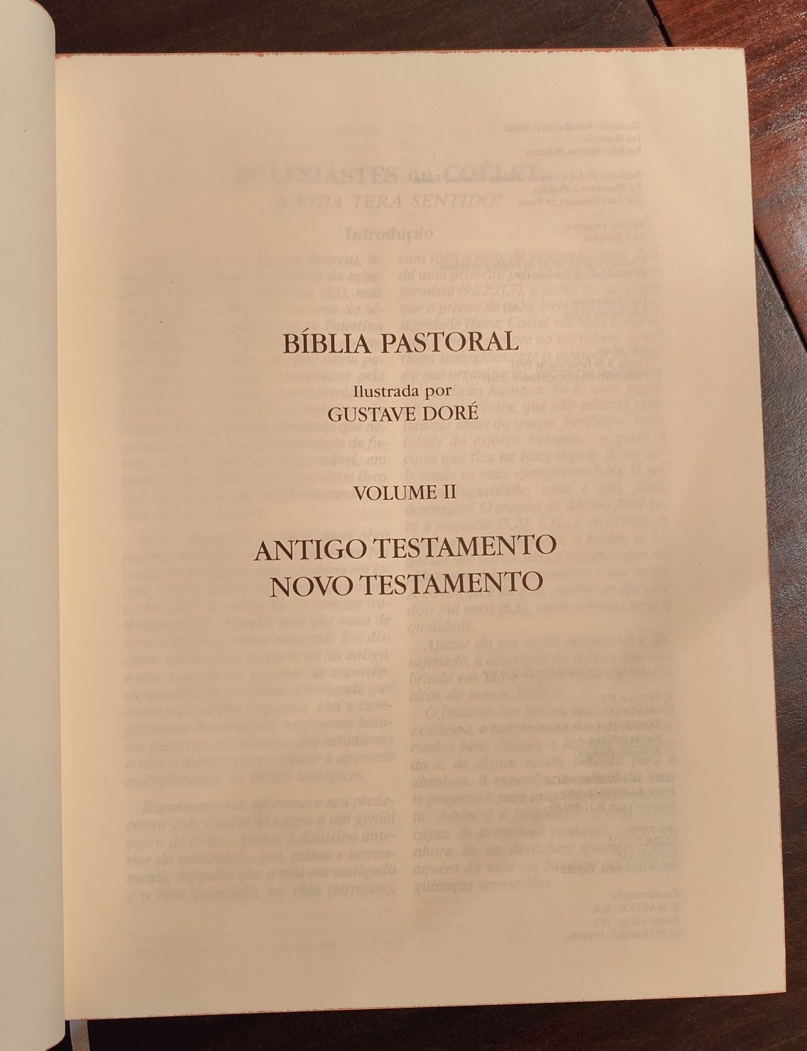 Bíblia Católica, em 2 volumes + oferta