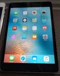 iPad mini 16GB 7,9" WiFi idealnie jako czytnik ebook