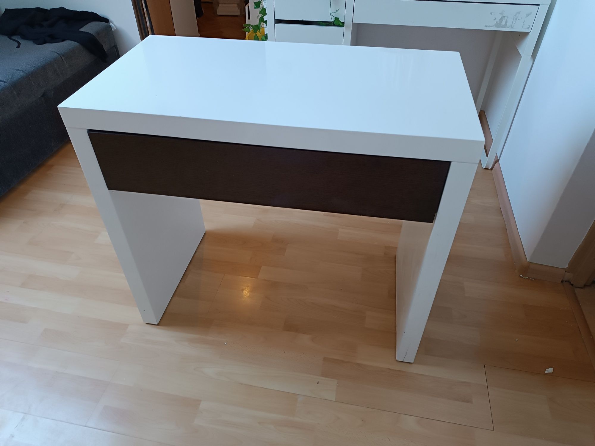 Biurko / toaletka wysoki połysk 45x85