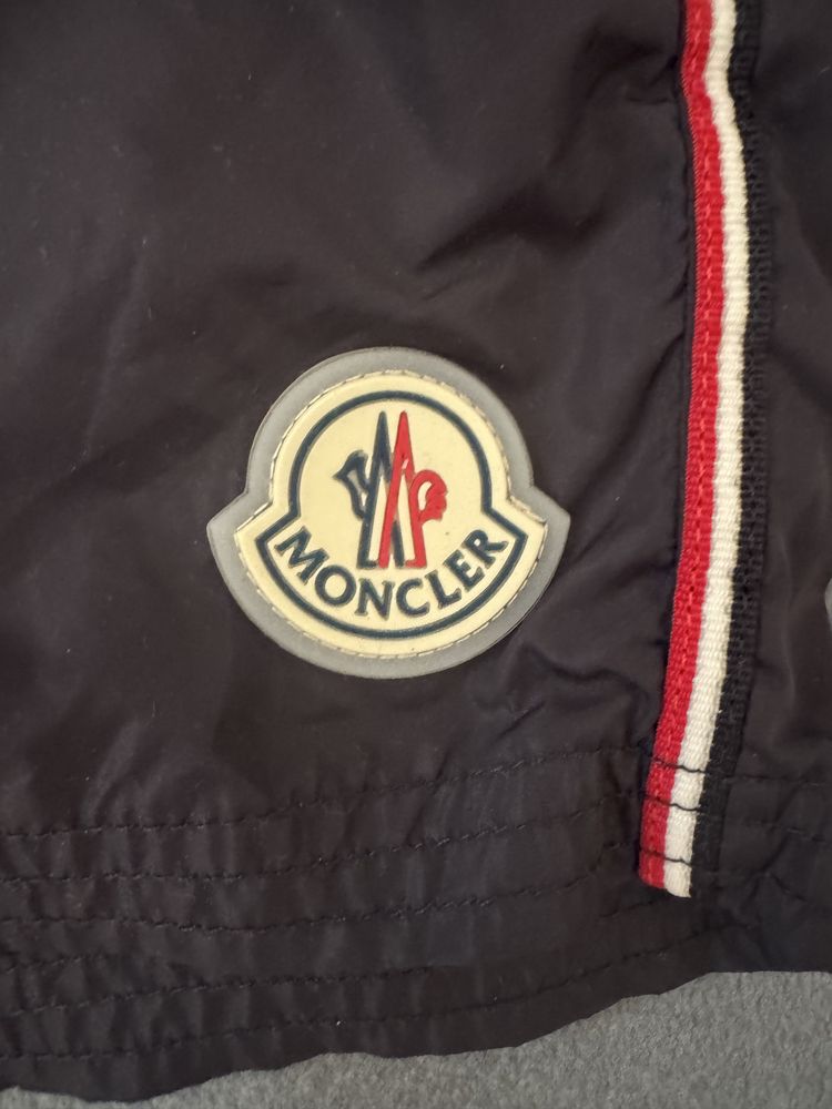 Пляжні шорти moncler оригінал на хлопчика 8 років