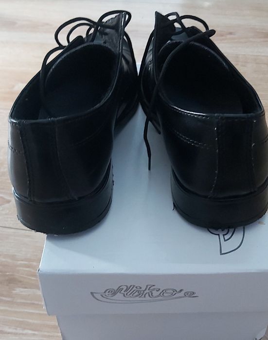 Sprzedam strój komunijny, spodnie i buty