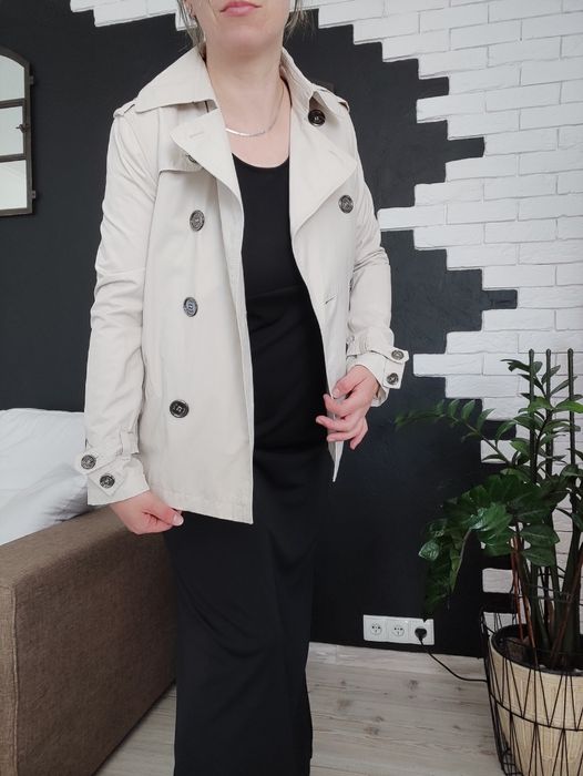 Zara beżowy mini płaszczyk lekka kurtka r.S