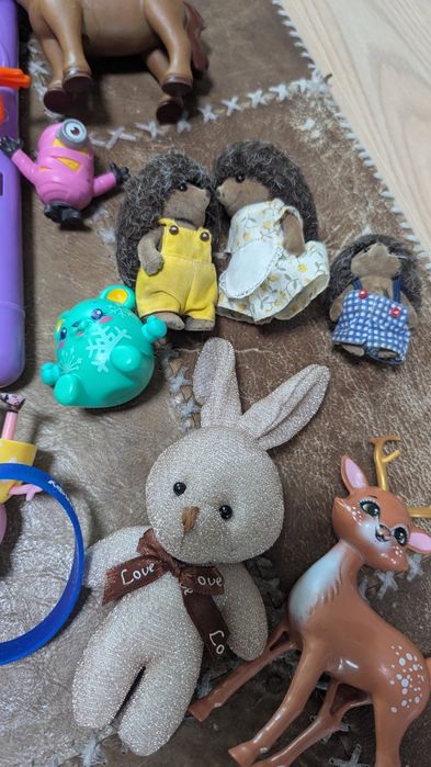 Іграшки одним лотом