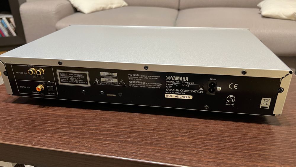 Yamaha CD-S300 – odtwarzacz CD – stan idealny