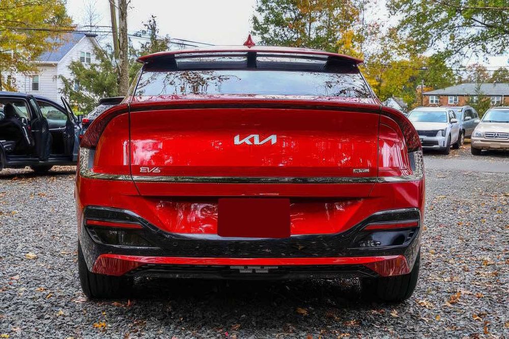 Kia EV6 GT-Line      2024