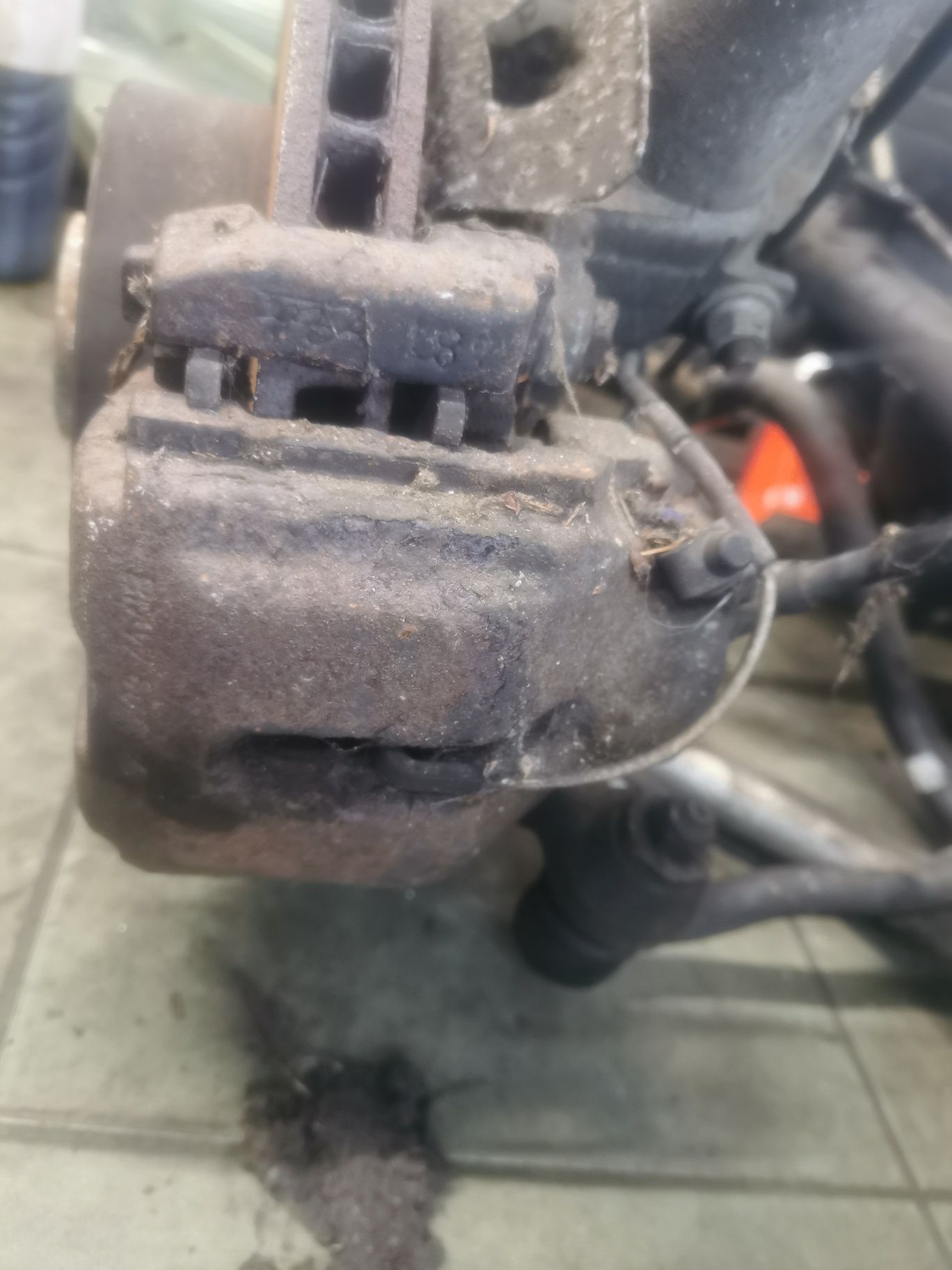 Bmw e39 4.4 v8 zaciski przod + tarcze